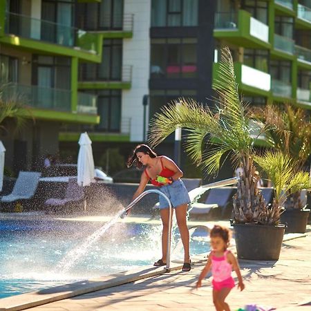 Melisea Aparthotel Pool & Spa Mamaia Nord Năvodari Екстериор снимка